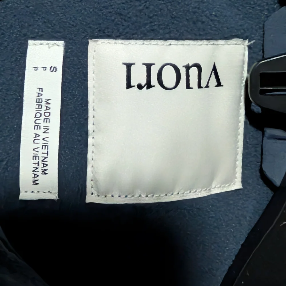 Vuori Shirt Jacket